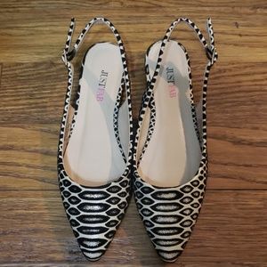 JustFab Perah Flats